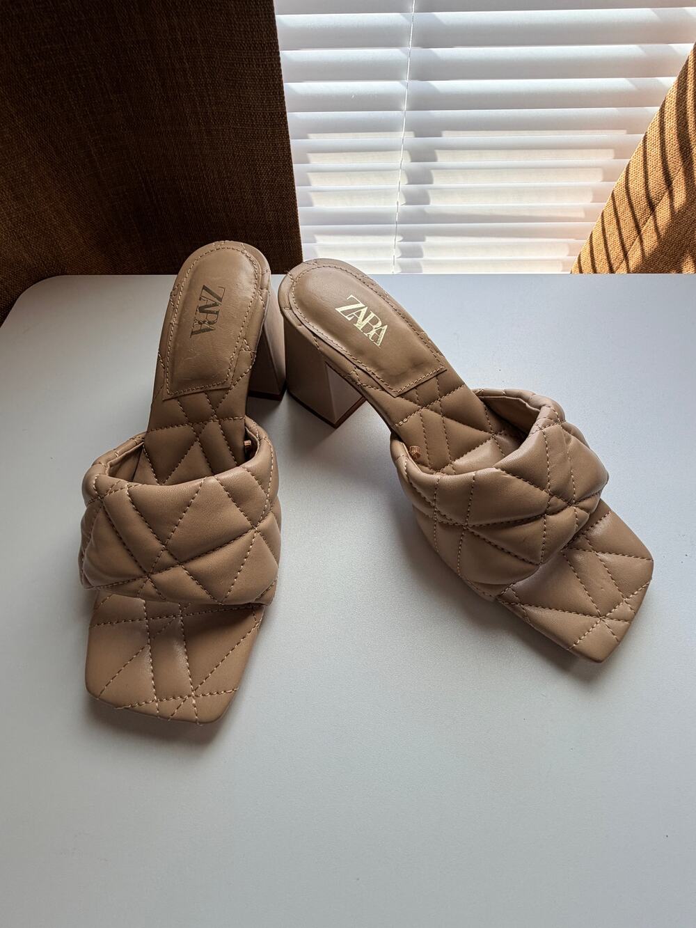 Zara puffy slides square toe mules euc 7